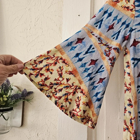 Soft Surroundings FiFi Embroidered Top Women's Size XS, 3/4 Bell Sleeves, Boho - Picture 3 of 6